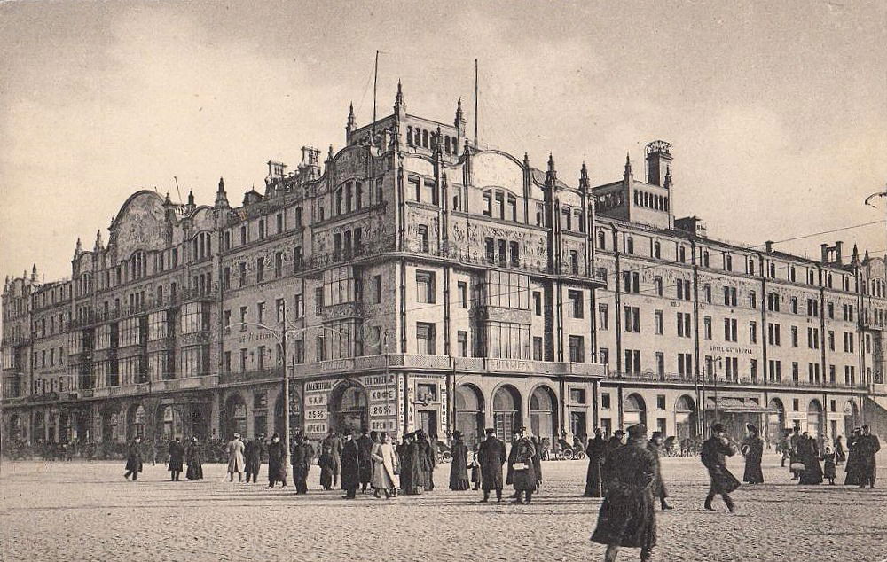 The Red Hotel, Russia, c.1905. Wikimedia Commons
